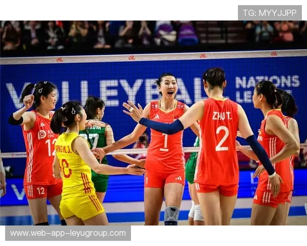 保加利亚女排四号位打手出界得手